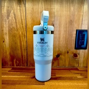 Stanley Winter scape water bottle